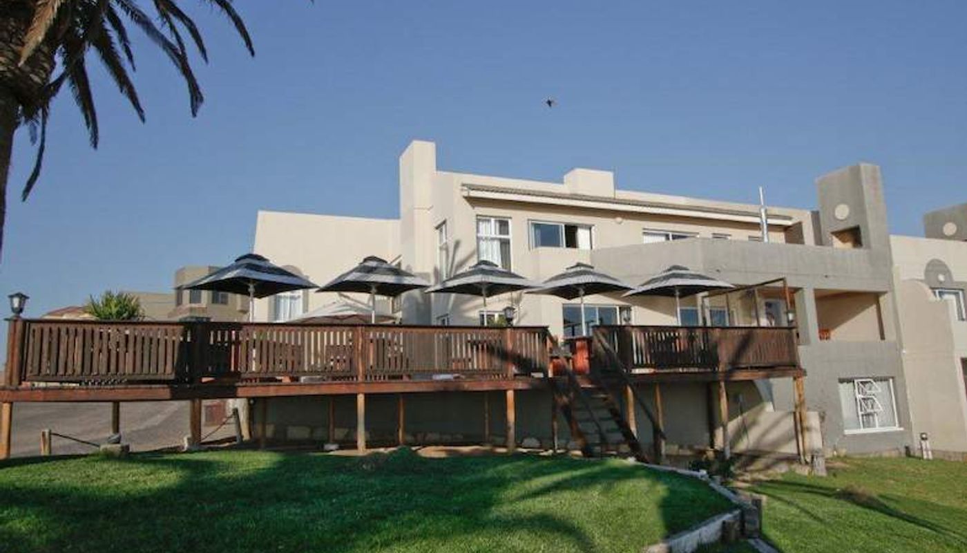 Long Beach Lodge