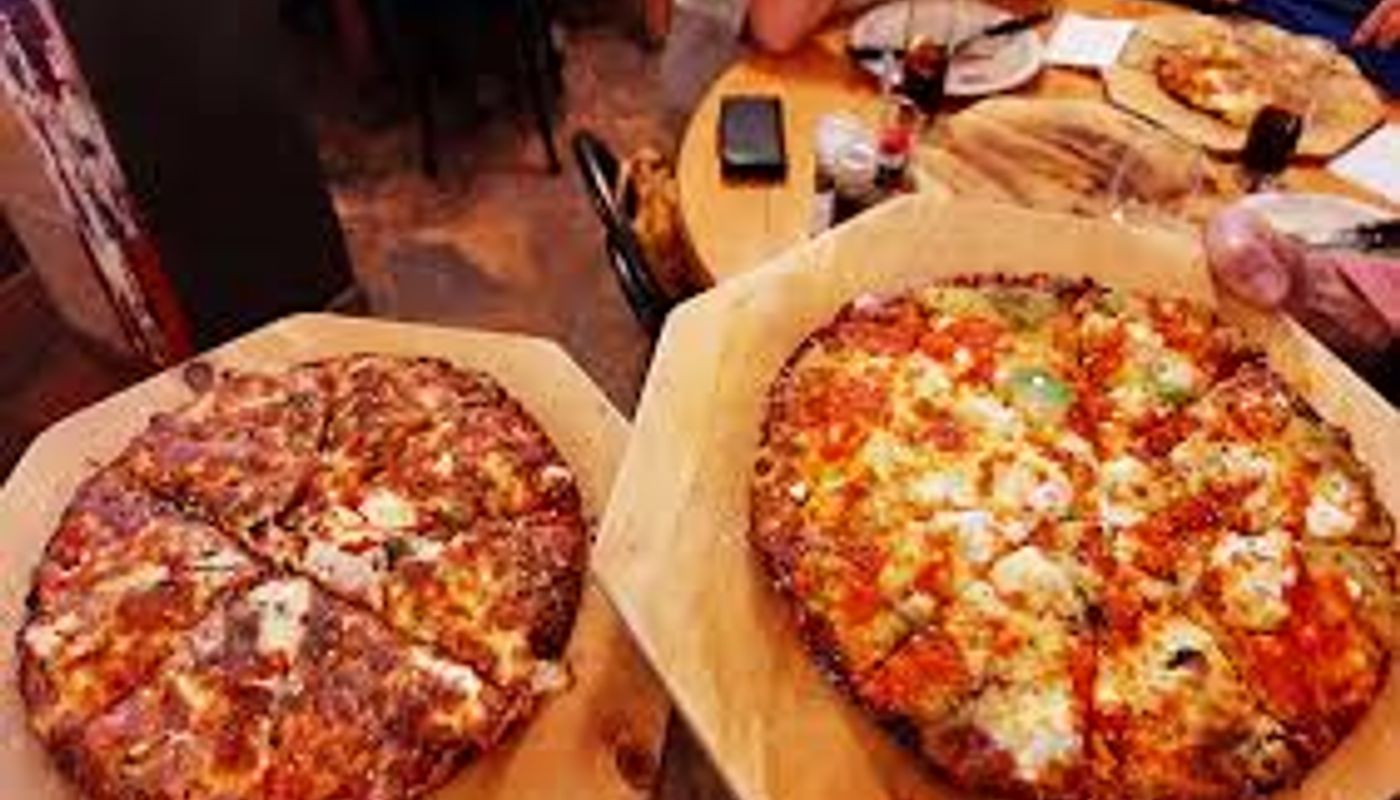 Western Saloon Pizzeria Cc