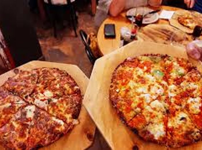 Western Saloon Pizzeria Cc