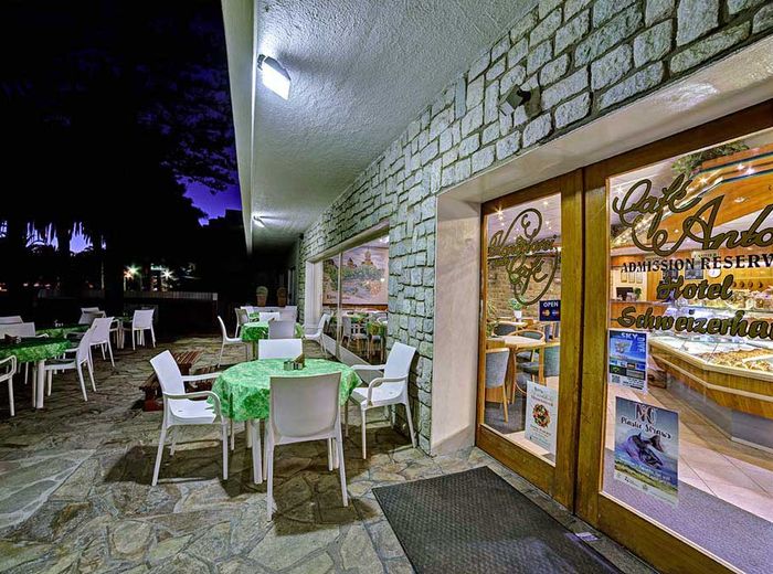 Cafe Anton Confectionery